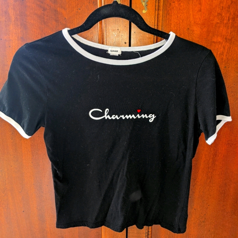 Adorable garage crop tshirt in small